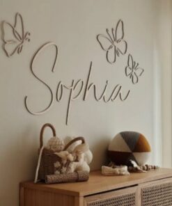 Sierlijke houten naam door Tasteofwood