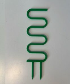 Trellis in de vorm van een slang voor plantengroei door Taste of Wood