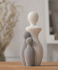 Familie beeldje met een alleenstaande ouder en 2 kinderen door taste of Wood